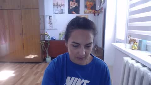Snapshot of alexismillers chatting on 21, 10, 2025 AlexisMillers online show from 21, 10, 2025