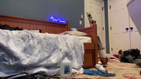 Alex Mann online show from 6, 3, 2025