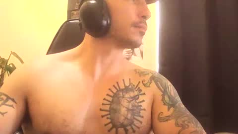 Snapshot of alexopenmind21 chatting on 22, 4, 2026 Alexxx online show from 22, 4, 2026