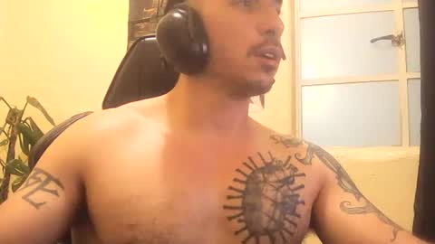 Snapshot of alexopenmind21 chatting on 6, 5, 2026 Alexxx online show from 6, 5, 2026