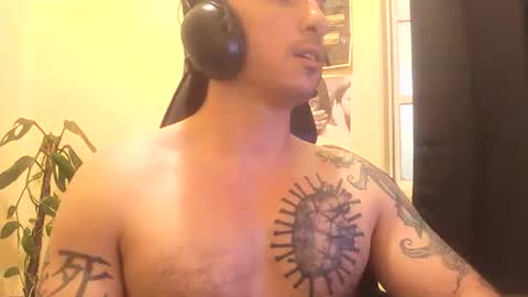 Snapshot of alexopenmind21 chatting on 8, 5, 2026 Alexxx online show from 8, 5, 2026