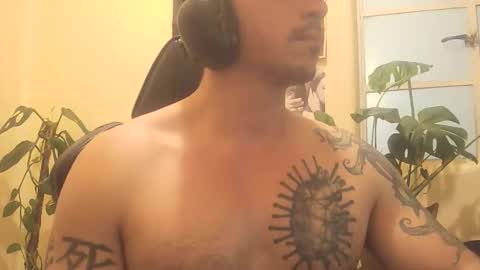 Snapshot of alexopenmind21 chatting on 19, 5, 2026 Alexxx online show from 19, 5, 2026