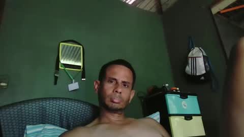 Snapshot of alextico1 chatting on 18, 10, 2025 Alex online show from 18, 10, 2025