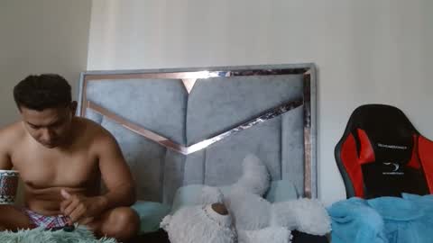 alex y luisa online show from 14, 5, 2026