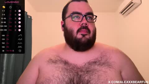 Snapshot of alexxxbear chatting on 14, 1, 2026 alexxxbear online show from 14, 1, 2026