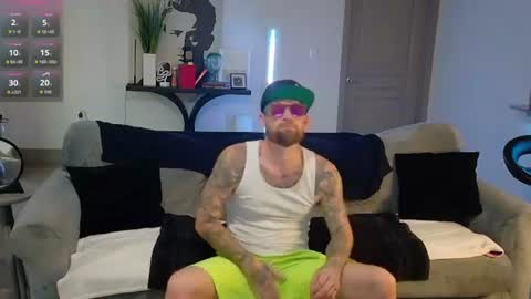 Snapshot of alexxxzander1 chatting on 13, 7, 2026 Alex online show from 13, 7, 2026