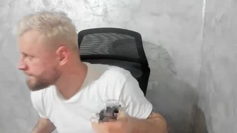 Snapshot of alexyno2020 chatting on 8, 2, 2026 alexyno2022 ONLYFANS online show from 8, 2, 2026