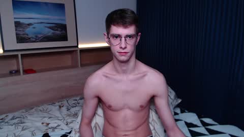 Snapshot of alfie_evanss chatting on 1, 2, 2025 Alfie online show from 1, 2, 2025