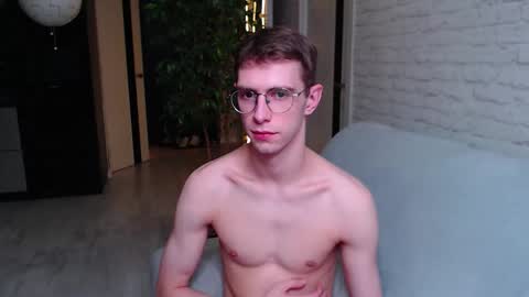 Snapshot of alfie_evanss chatting on 13, 9, 2025 Alfie online show from 13, 9, 2025