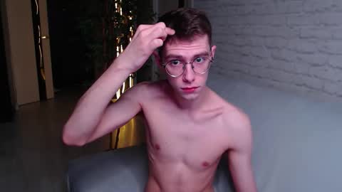 Alfie online show from 21, 10, 2025