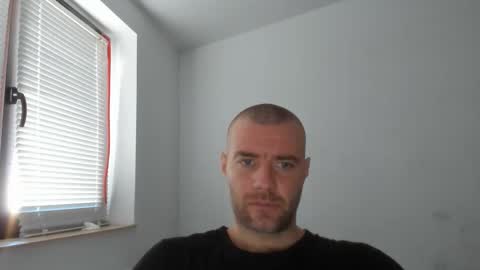 alfiesolomons87 online show from 11, 11, 2025