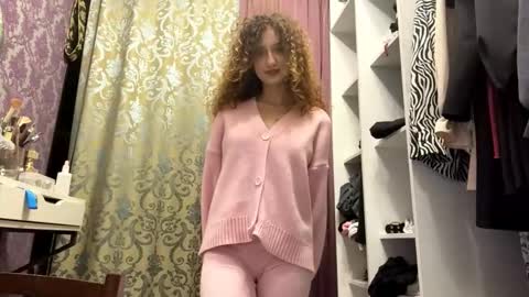 Snapshot of alfredaspagnolo chatting on 14, 11, 2025 Tatiana online show from 14, 11, 2025