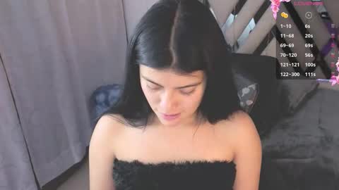 Carolina Join The Fan Club  online show from 7, 10, 2025