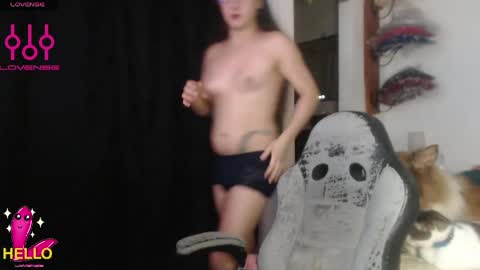 Snapshot of alguien_mas01 chatting on 8, 6, 2026 cami online show from 8, 6, 2026