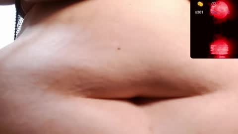 Snapshot of alicce_moon_ chatting on 2, 5, 2026 online show from 2, 5, 2026