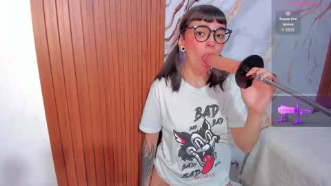 Snapshot of alice14cullen chatting on 8, 10, 2025 alice online show from 8, 10, 2025