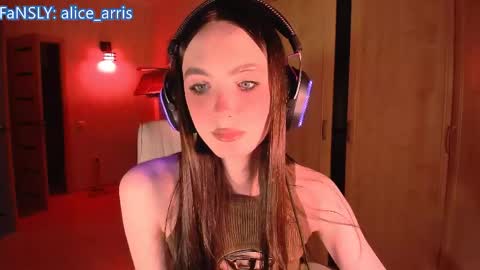 Alice Aris online show from 13, 5, 2026