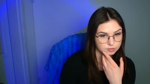 Snapshot of alice_alic_e chatting on 5, 3, 2026 Alice online show from 5, 3, 2026