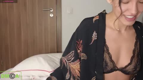 Snapshot of alice_bane chatting on 5, 1, 2025 A R Y A  T I A online show from 5, 1, 2025