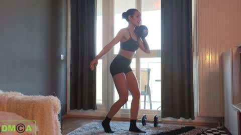 Snapshot of alice_bane chatting on 6, 1, 2025 A R Y A  T I A online show from 6, 1, 2025