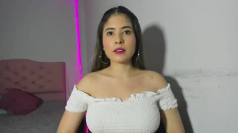 Snapshot of alice_cespedes chatting on 11, 3, 2025 alice_cespedes online show from 11, 3, 2025