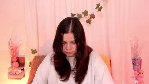 Mey online show from 4, 3, 2025