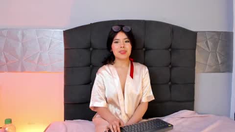  Alice Evans online show from 16, 1, 2025