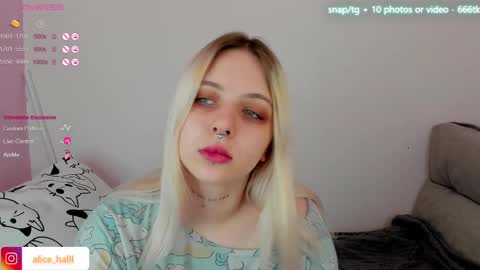 Snapshot of alice_halle chatting on 20, 2, 2025 alice_halle online show from 20, 2, 2025