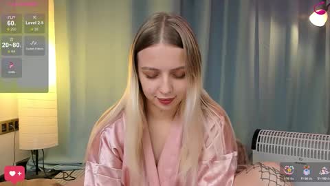 Snapshot of alice_halle chatting on 29, 9, 2025 alice_halle online show from 29, 9, 2025