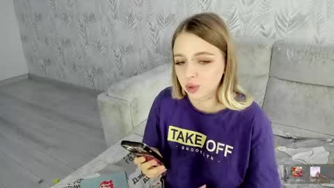 Snapshot of alice_halle chatting on 13, 5, 2026 alice_halle online show from 13, 5, 2026