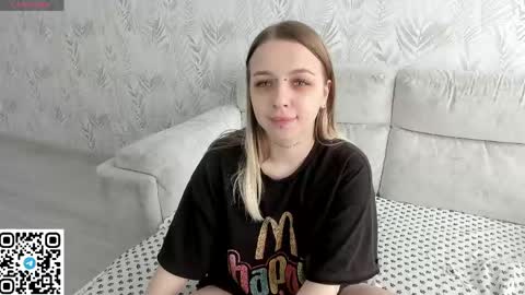 Snapshot of alice_halle chatting on 18, 5, 2026 alice_halle online show from 18, 5, 2026
