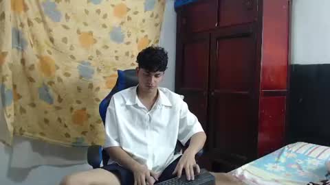 Snapshot of alice_julls chatting on 16, 6, 2026 alice online show from 16, 6, 2026