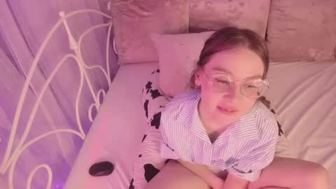 Snapshot of alice_kinky_girl chatting on 14, 2, 2025 Alice online show from 14, 2, 2025