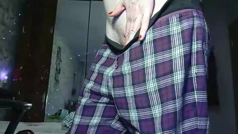 bigclit daddy squirt bigdildo fit online show from 27, 2, 2025