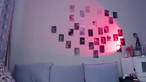 Snapshot of alice_perrez chatting on 16, 2, 2025 Alice and Mike online show from 16, 2, 2025