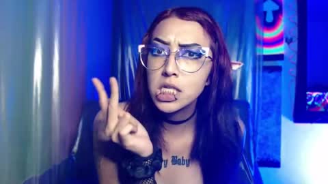 Snapshot of alice_phantom chatting on 4, 3, 2025 online show from 4, 3, 2025