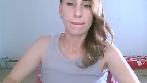 Snapshot of alice_sewx chatting on 16, 9, 2025 Alice Sewx online show from 16, 9, 2025