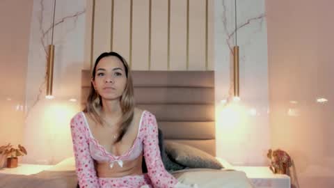 alice_simpson1 online show from 6, 10, 2025