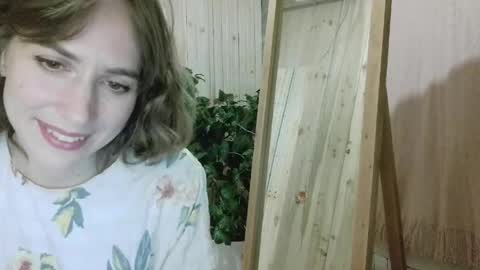 Snapshot of alice_sincere chatting on 11, 5, 2026 Alice Love you all online show from 11, 5, 2026