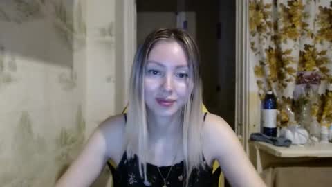 Alice smiles online show from 21, 3, 2026