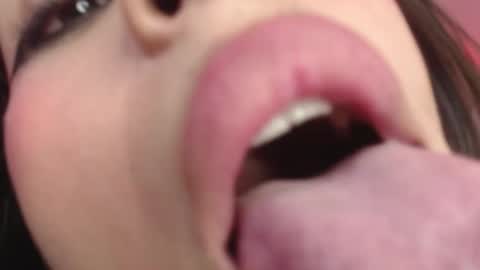 Sofia online show from 29, 1, 2025