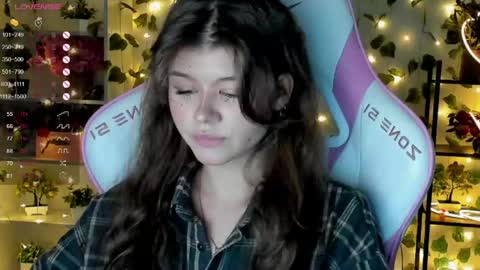 Snapshot of alice_tails chatting on 21, 4, 2026 Alice online show from 21, 4, 2026