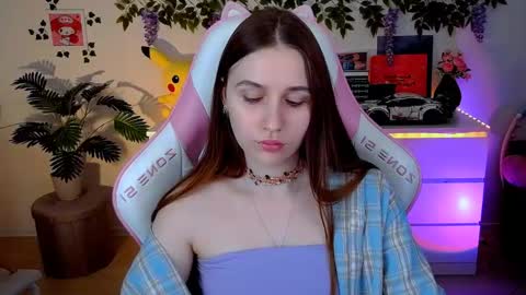 Snapshot of alicecharmy chatting on 5, 5, 2026 alicecharmy online show from 5, 5, 2026