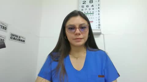 Snapshot of alicee16 chatting on 10, 1, 2025 alicee16 online show from 10, 1, 2025