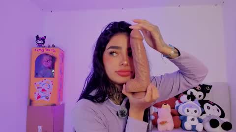 Snapshot of alicee_0 chatting on 2, 10, 2025 Alice online show from 2, 10, 2025