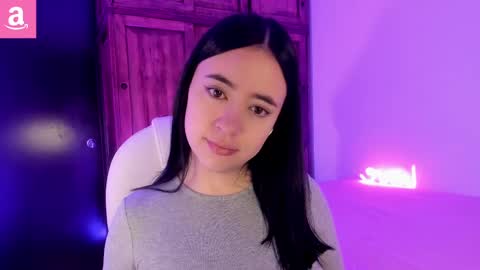 Snapshot of alicee_2 chatting on 22, 2, 2025 Aliceee .. 97YP9VWGZHrefnav wishlist lists 1 online show from 22, 2, 2025