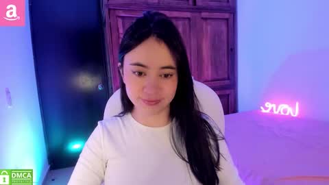 Snapshot of alicee_2 chatting on 10, 9, 2025 Aliceee .. 97YP9VWGZHrefnav wishlist lists 1 online show from 10, 9, 2025