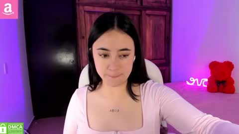 Snapshot of alicee_2 chatting on 13, 7, 2026 Aliceee .. 97YP9VWGZHrefnav wishlist lists 1 online show from 13, 7, 2026