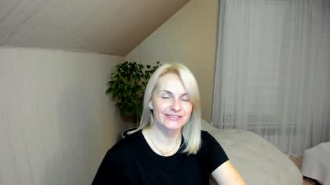 Alicee online show from 4, 1, 2025