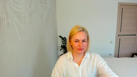 Snapshot of alicee__grace chatting on 22, 4, 2026 Alicee online show from 22, 4, 2026